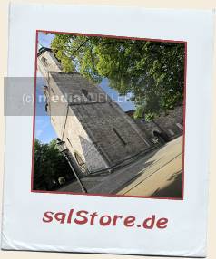 Magnikirche-mit-Bank-und-Laterne.jpg_ALT