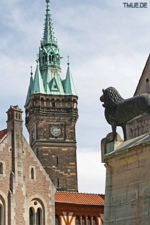 Bild: Burgloewe-Rathausturm